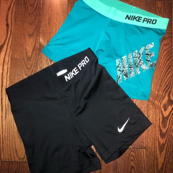 Nike Pants - Nike shorts